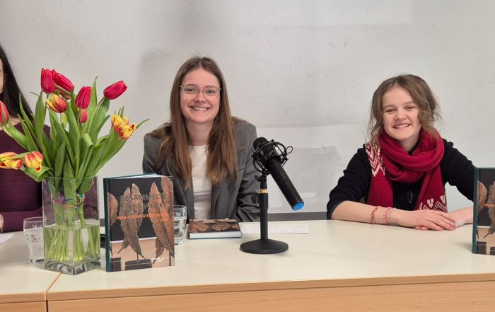 Auf diesem Bild sieht man die drei vortragenden Autorinnen des OVAG-Literaturpreises.