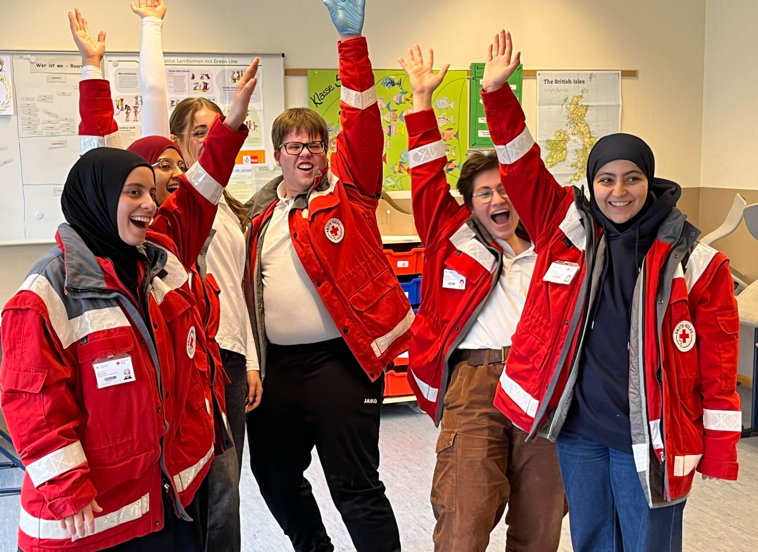 Auf diesem Bild sieht man die Wettbewerbsgruppe des Schulsanitätsdienstes des Burggymnasiums.