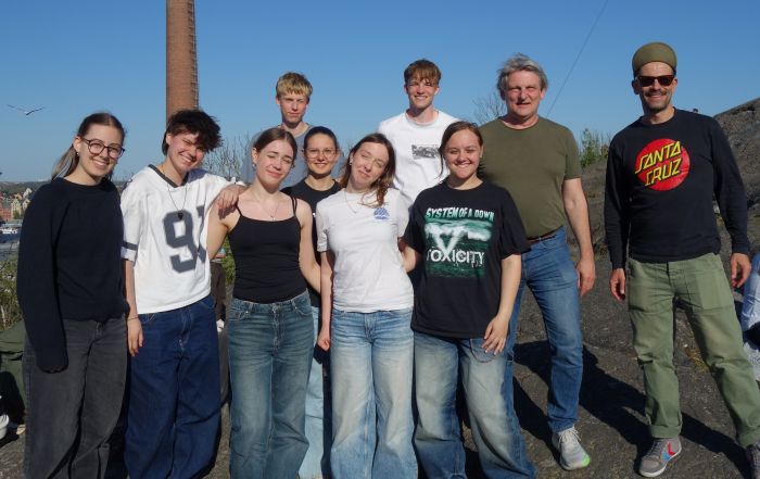 Auf diesem Bild sieht man die Erasmus+-Teilnehmenden mit Herrn Hesse und Herrn Berlenbach.